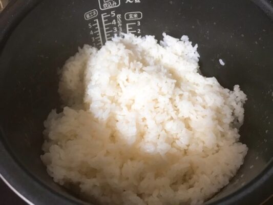 バナジウム水で米を炊くと美味しい？炊いてみたらお米の粒粒がハッキリ！